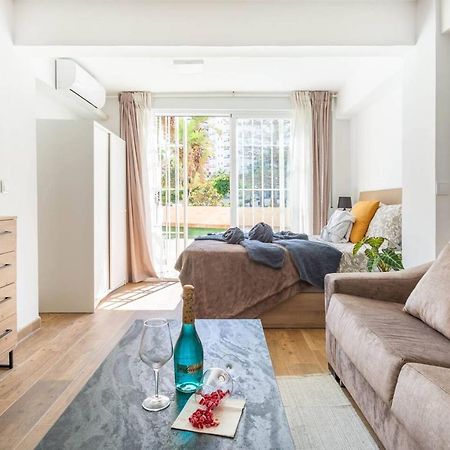 Serenity Chic Apartment City Center With Free Wifi Τορρεμολίνος Εξωτερικό φωτογραφία