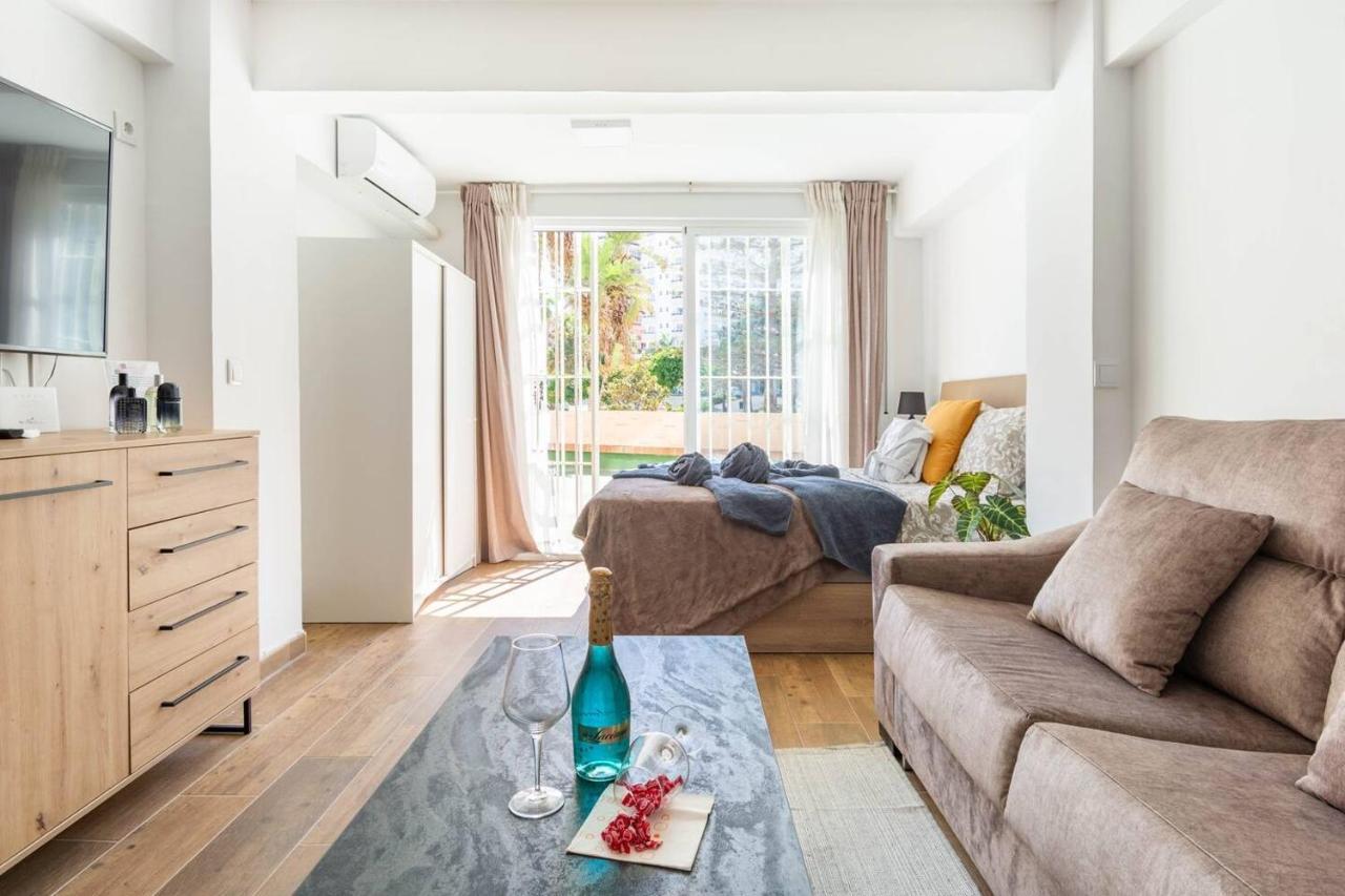 Serenity Chic Apartment City Center With Free Wifi Τορρεμολίνος Εξωτερικό φωτογραφία